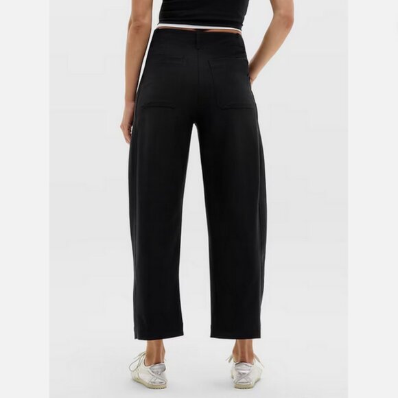 ATHLETA Skyline High Rise Barrel Leg Pants Size 6P Black - Picture 3 of 16